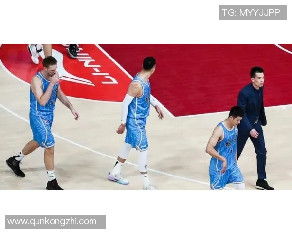 篮网因违规行为遭重罚并宣布多名球员停赛处理 篮网因违规行为遭重罚并宣布多名球员停赛处理