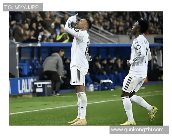 姆巴佩首秀梅开二度惊艳全场 球迷纷纷高呼值了此役完美开启新篇章